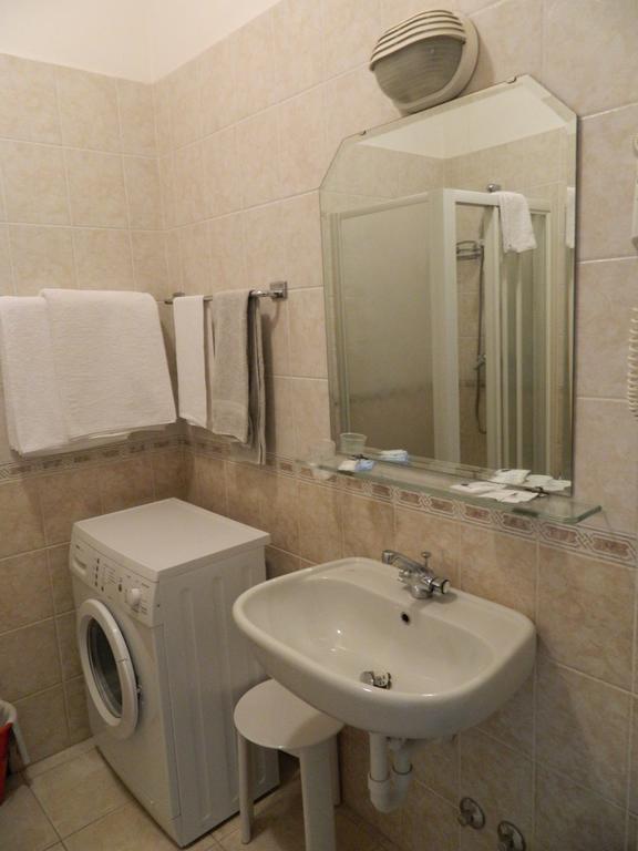 Residence Dei Fiori Бордігера Номер фото